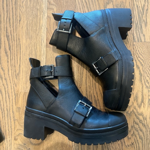 MICHAEL Michael Kors Black with silver buckles moto booties. size 8 - Picture 1 of 8